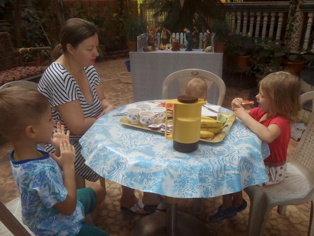 Mama Mids Home Морджим Экстерьер фото